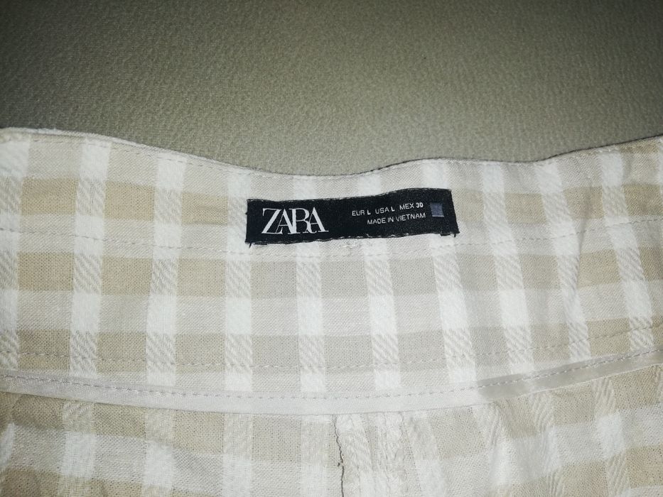 Calções bege da Zara