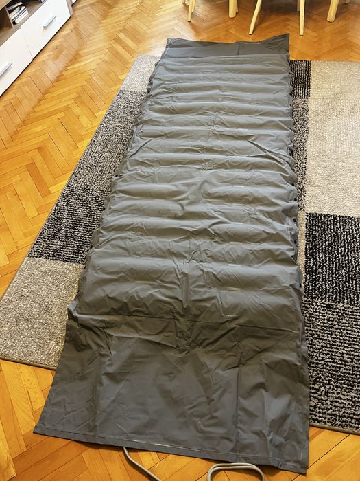 Materac przeciwodleżynowy