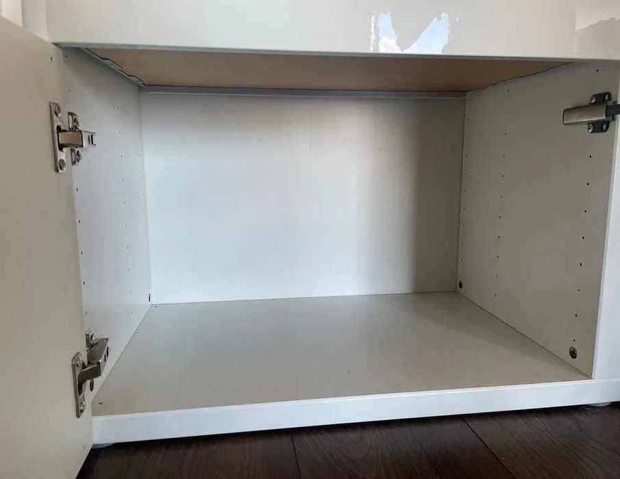 Móvel Branco 4 gavetas