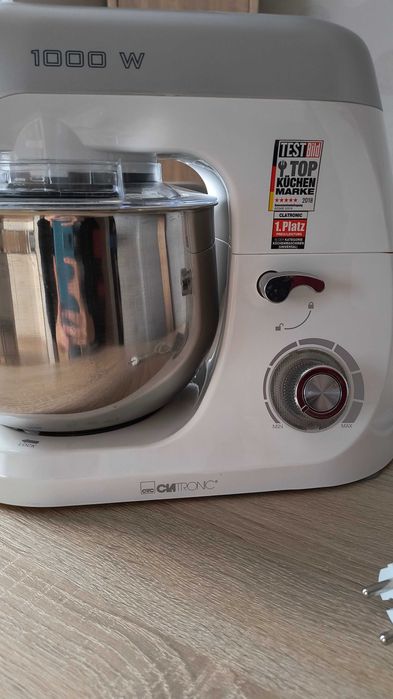 Robot kuchenny planetarny Clatronic KM3709 nowy