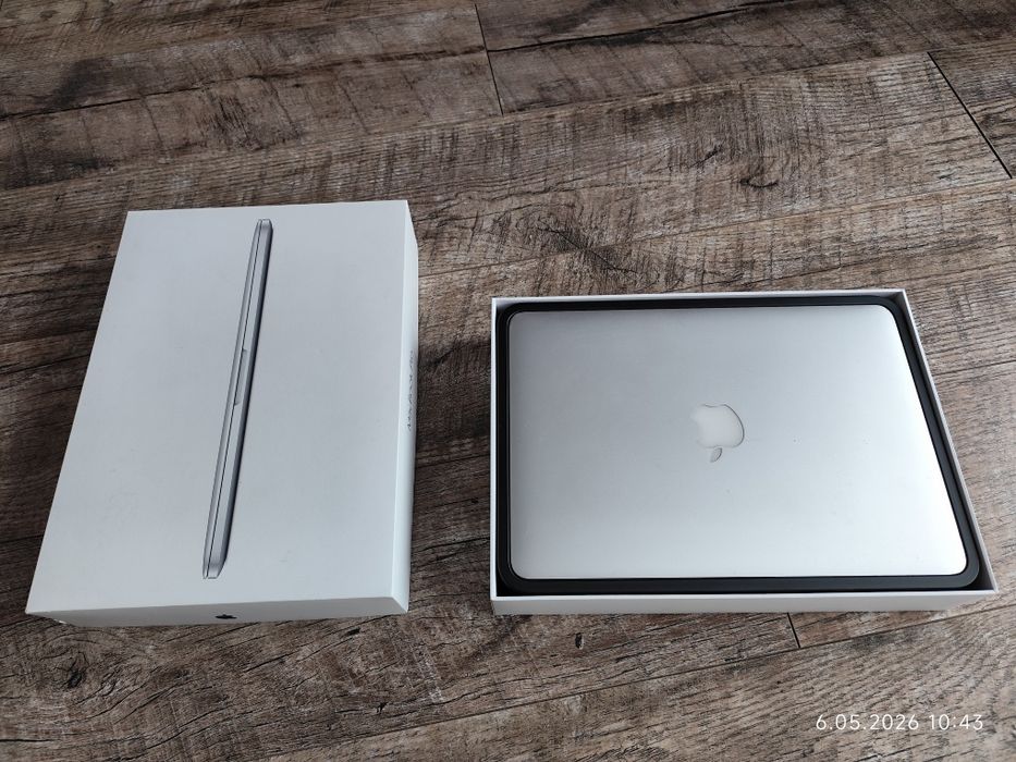 MacBook pro model a1502