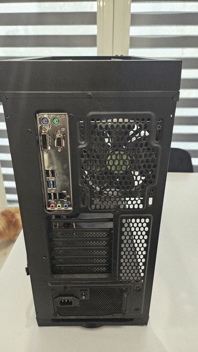 Komputer PC i5-10400F / 16GB DDR4 / ASUS