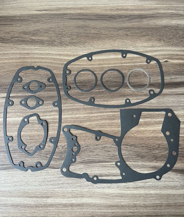 NOWE POLSKIE uszczelki silnika CZ 175 TYP 477 TYP 478 KRYNGIELIT