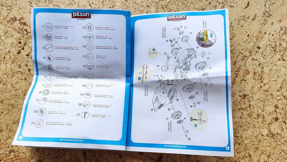 SOLIDNY PILSAN Traktor na pedały z przyczepką