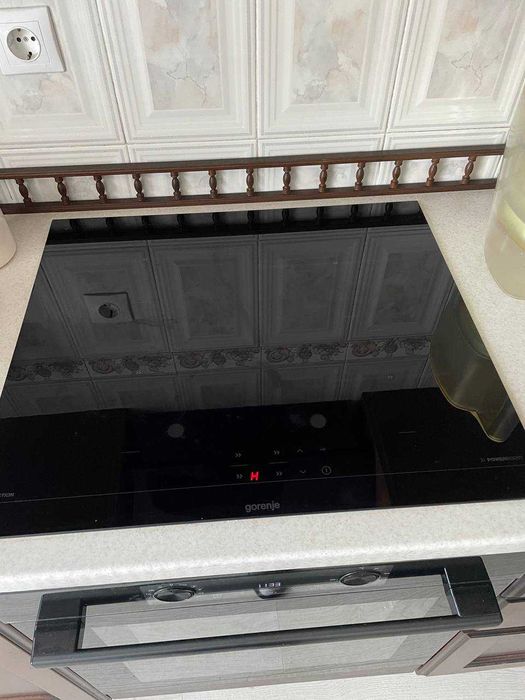 Продам електро варильну поверхню Gorenje IT40SC