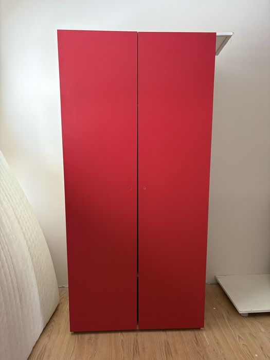 Шафа для одягу .