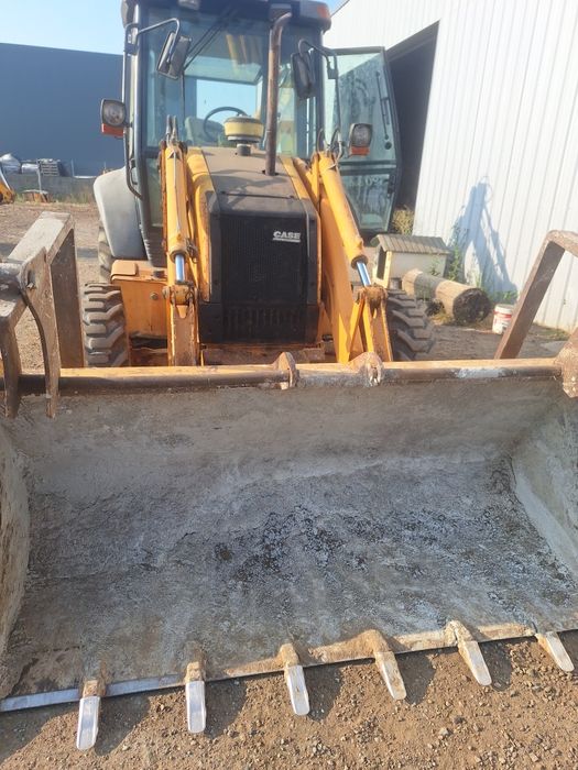 Case super r de 2005 com matrícula extensível pneus novos circuito de martelo garfos