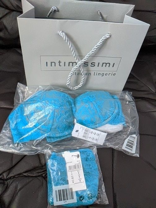 Итальянское бельё Intimissimi ,комплект, бюст 70В,трусы S, скидка 50%