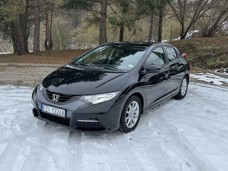 Zadbana Honda Civic IX 1.4 100KM klimatyzacja LED niezawodna