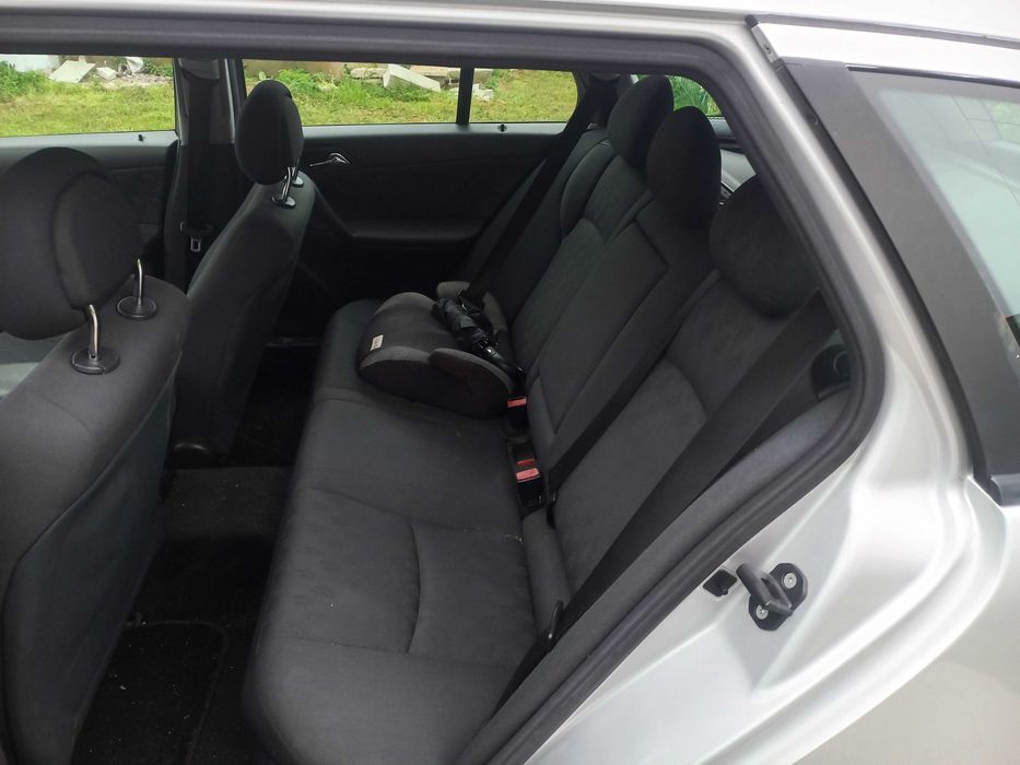 Mercedes C220 impecável