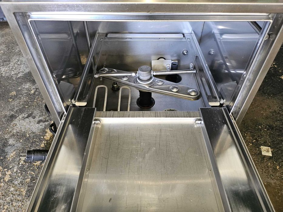 Máquina de lavar chávenas