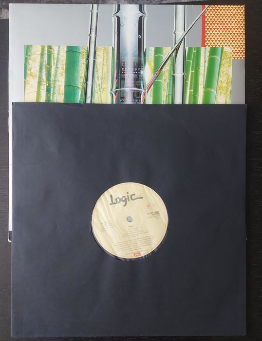 Продам пластинку винил LP Logic system - 'Logic ' Оригинал!!!