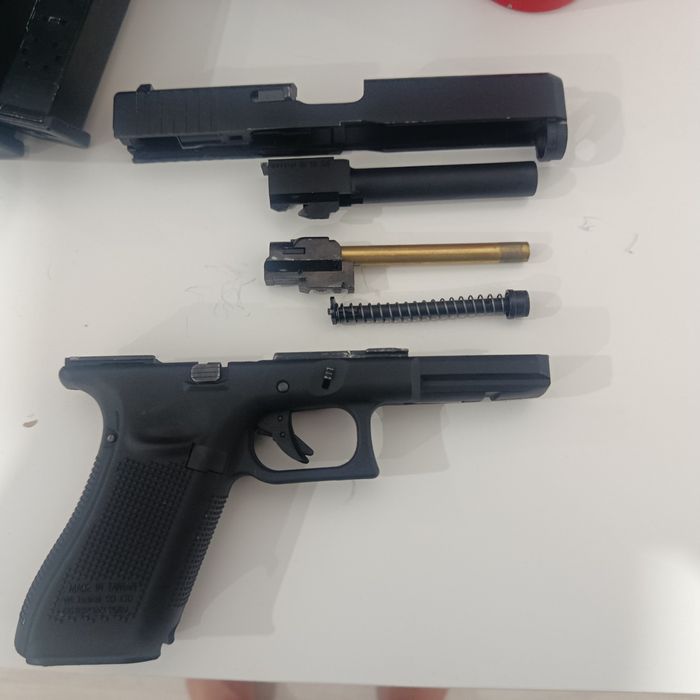 Glock 17 full metal CO2