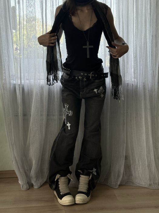 bootcut джинсы с вышивкой