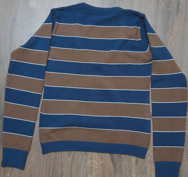 Sweter w paski damski