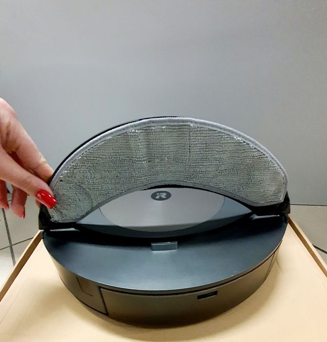 Super cena - Nowy iRobot Roomba Combo j7+