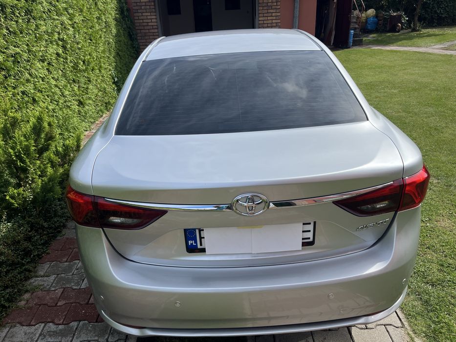 Toyota Avensis 2017 2.0 benzyna gaz automat