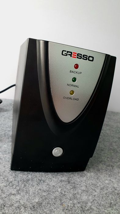 UPS безперебійного живлення 220v 1200 ВА