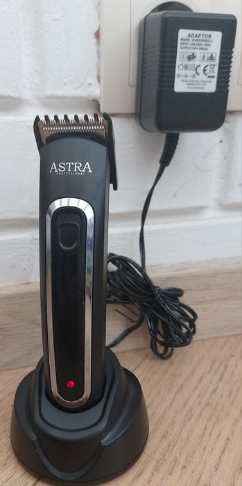 Профессиональная машинка для стрижки и окантовки Astra RFC-0836