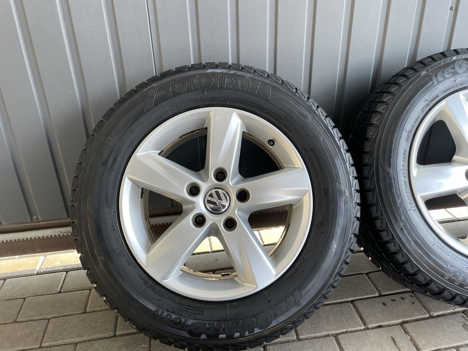 Колеса оригинал VW Туарег r17 диски с шинами 235/65 17