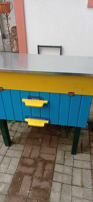 Вулик на 24 рамки