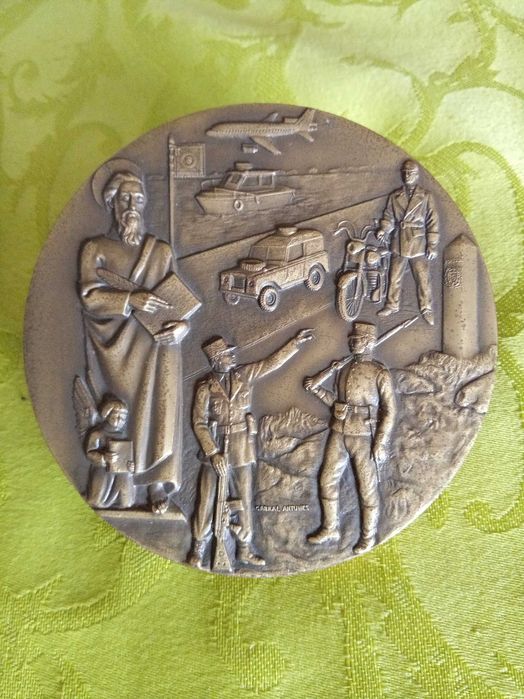 Medalha Rara da antiga Guarda Fiscal. Oferta dos portes de envio.
