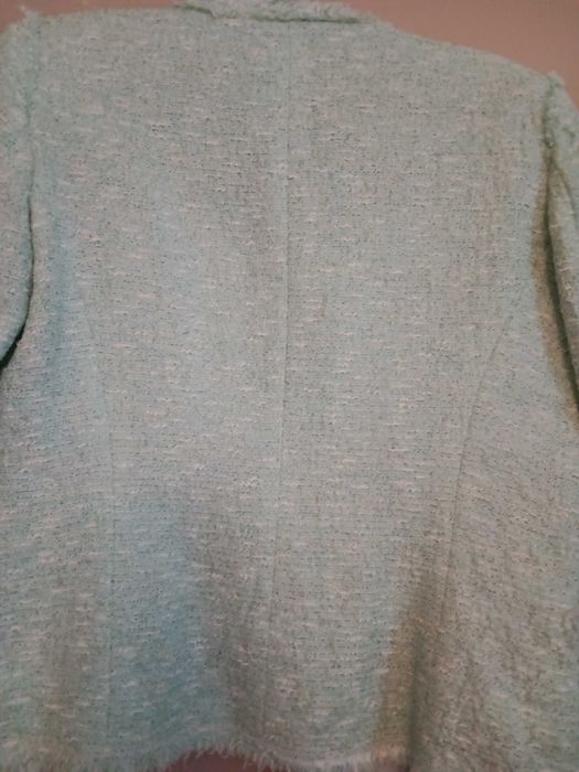 Casaco Zara woman- modelo tipo Chanel