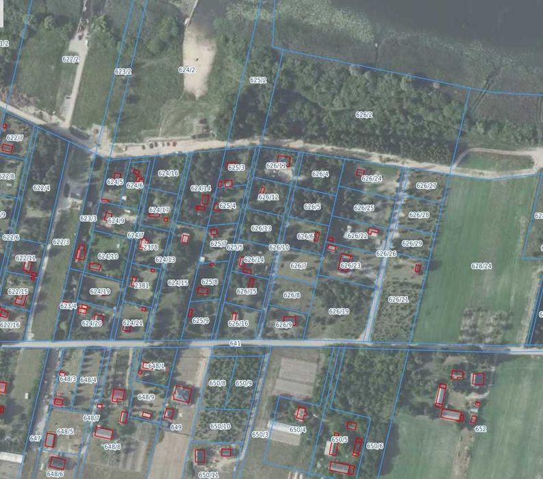 Działka nad jeziorem letniskowa, budowlana.