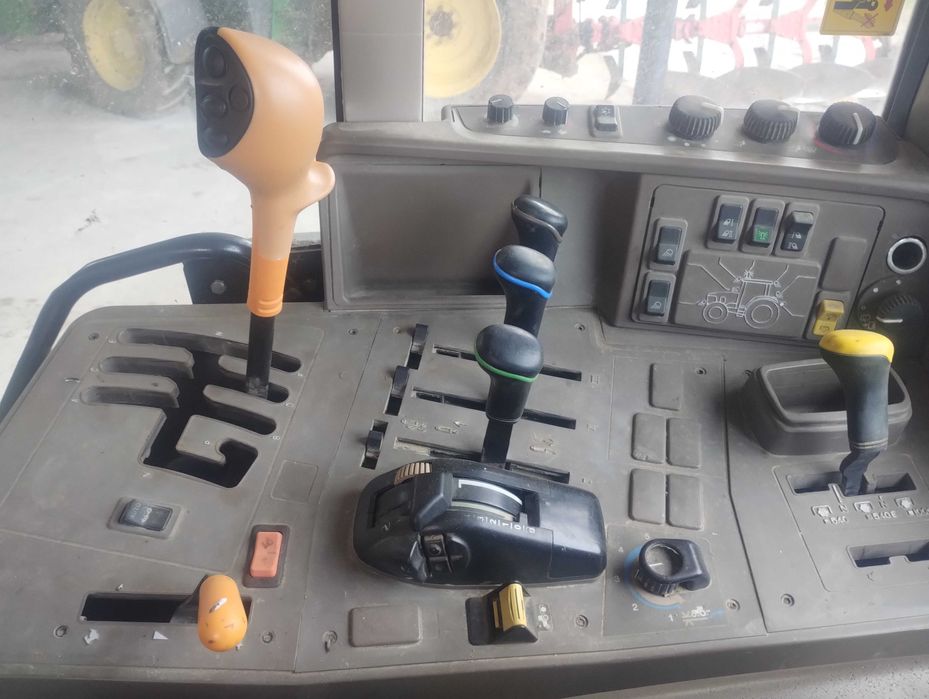 Ciągnik rolniczy 6430 John Deere 6125 M 6120