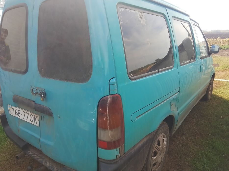 Продам Nissan Vanette