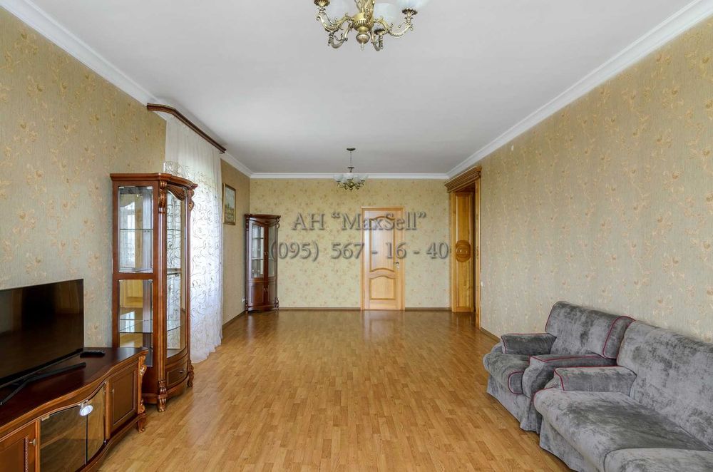 Продам 2-рівневу квартиру в центрі міста в елітній новобудові