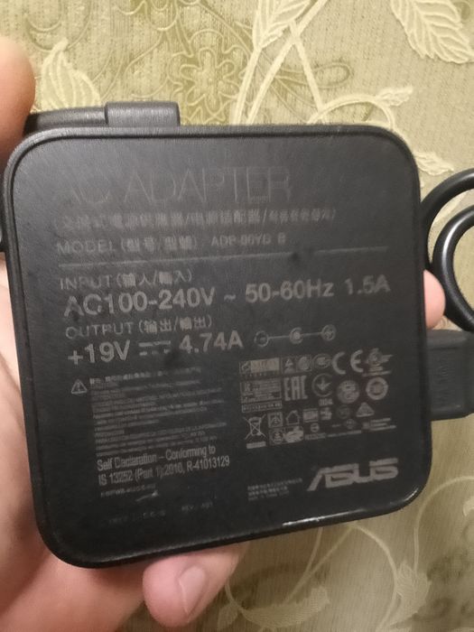 Продам Зарядний пристрій для Asus