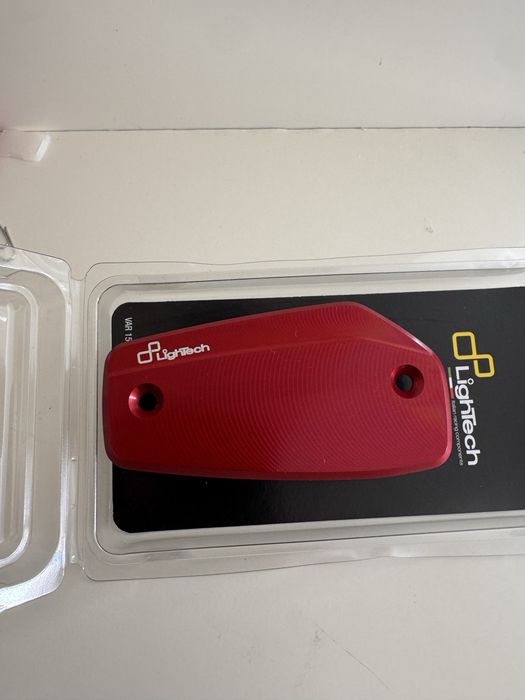 Tampa Lightech para travao frente Suzuki GSX-S