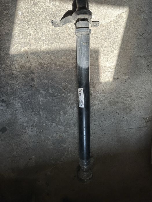 Wał napedowy Audi A6 C7  4GO 521 101 K !