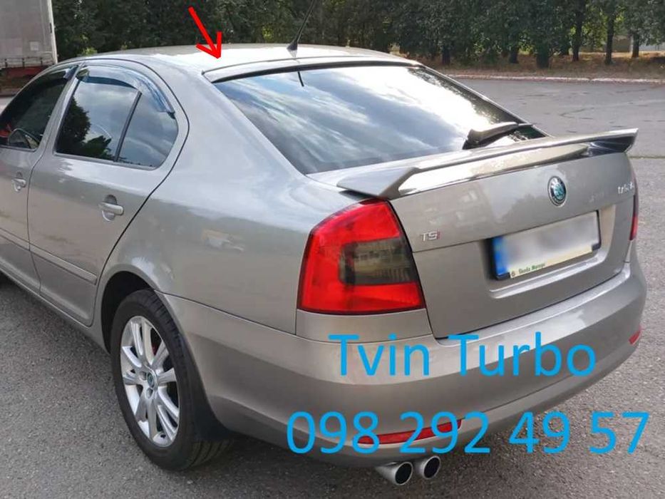 Спойлер реснички козырек заднего стекла Skoda Octavia Tour A5 A7