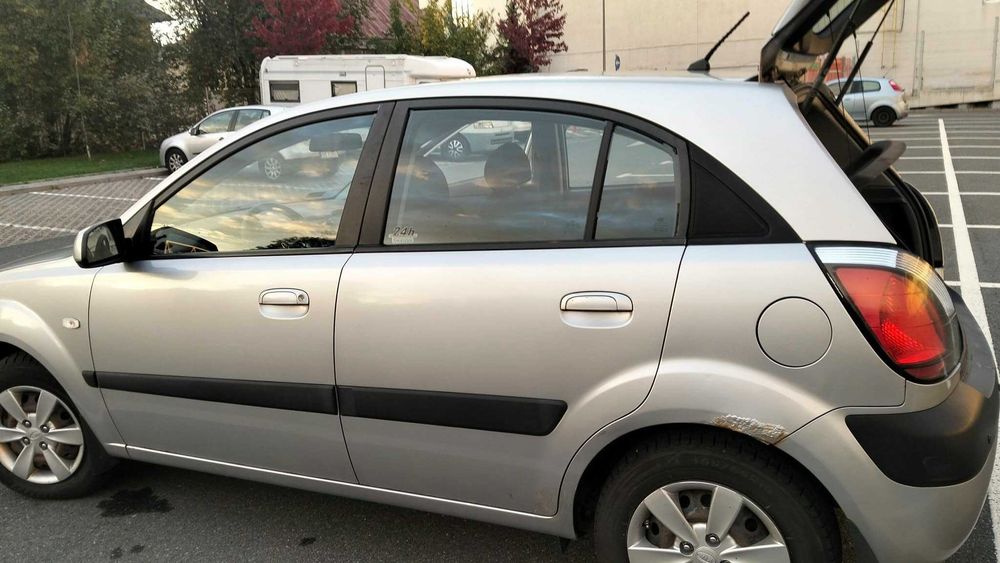 Sprzedam Kia Rio 2008 benzyna