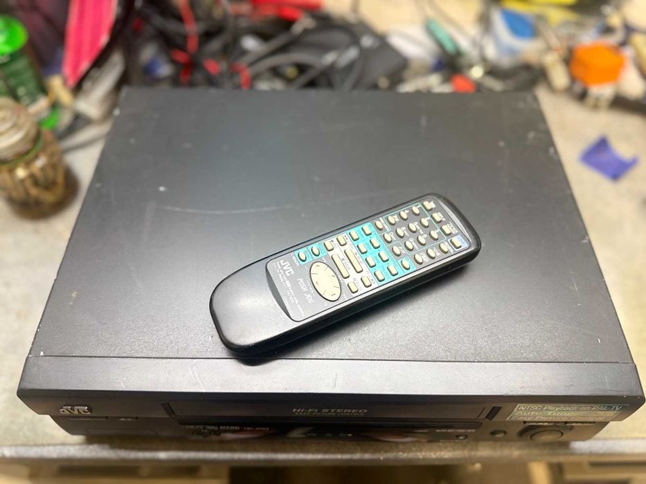 Magnetowid  JVC HR-J593 VHS