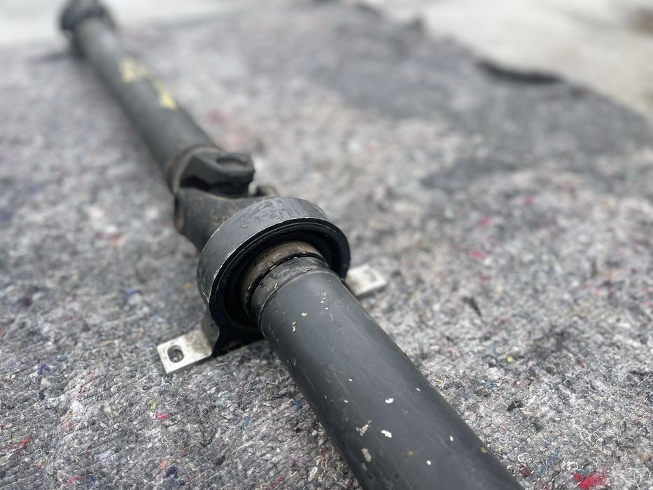 Кардан BMW Е39 Е46 Е60 Е90 кардани бмв  карданний вал акпп мкпп