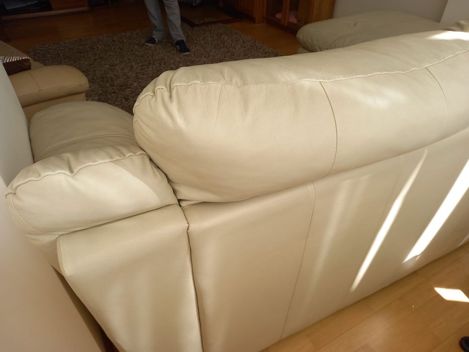 Sofá chaise longue amarelo torrado