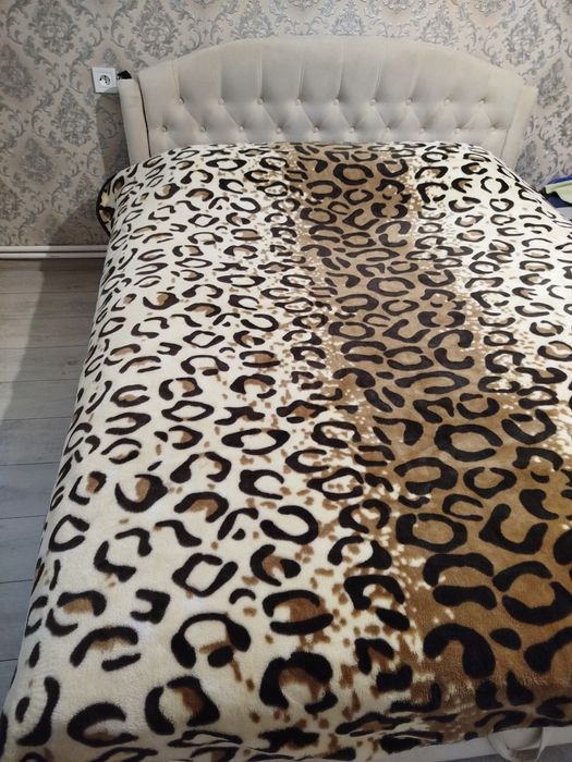 Продам ліжко двоспальне