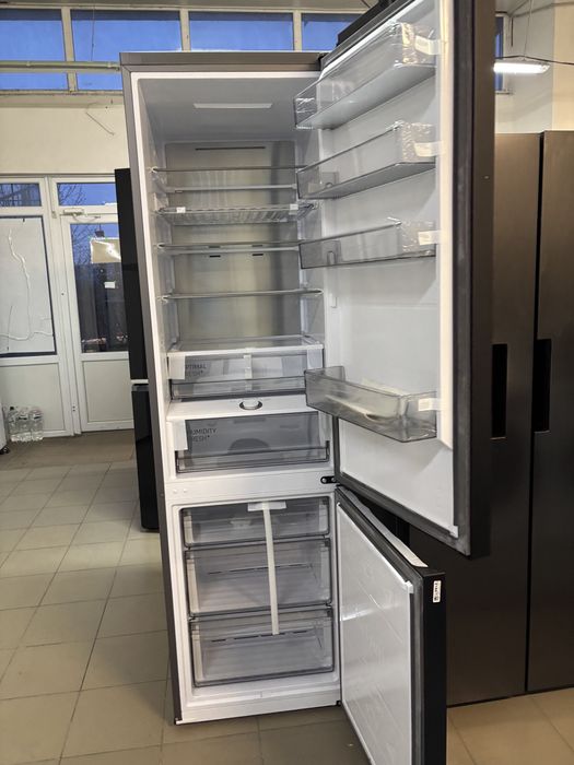 Холодильник Samsung RL38C7B5BS9