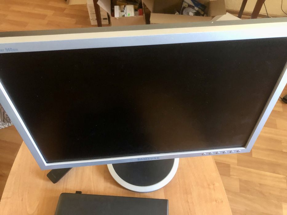 Монитор Samsung 940BW 19 дюймов vga dvi