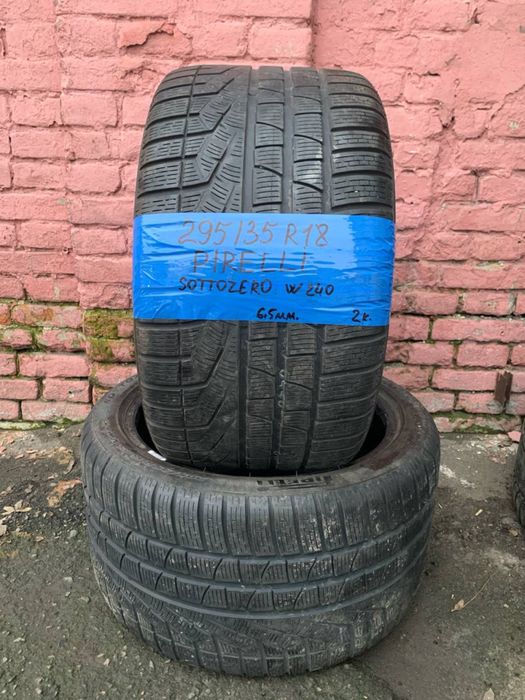 295 35 18 pirelli 2 штуки зима протектор 80%