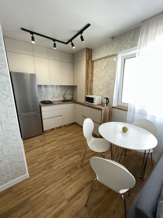Посуточно классная квартира,газ,рядом море,13 Фонтана,вид моря