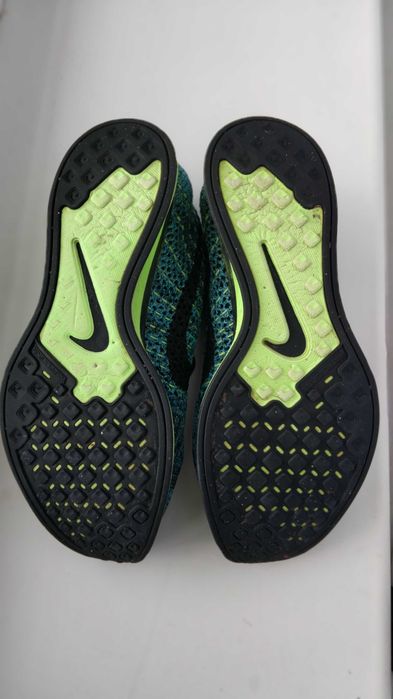 Nike-Racing 39 р 24,5см кросiвки