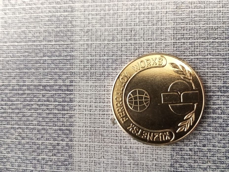 Продам значки СССР