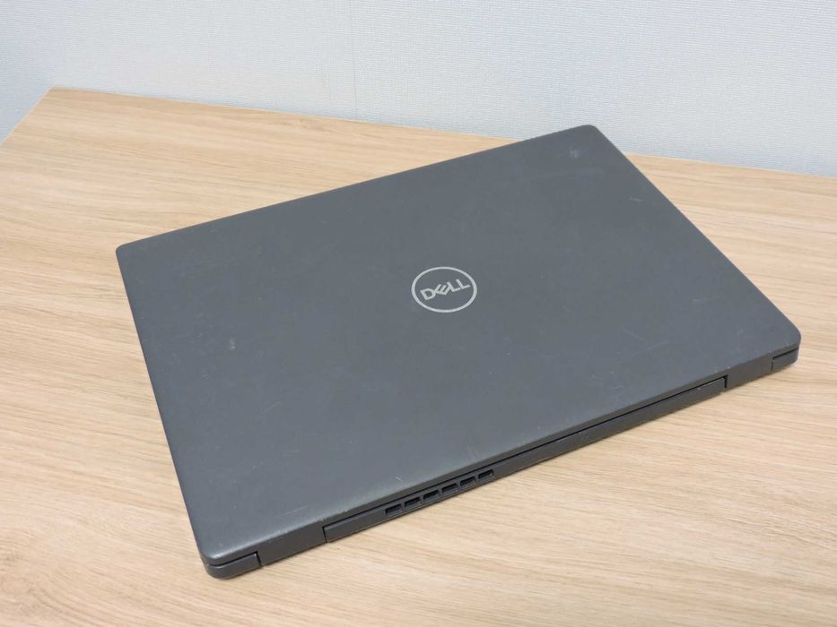 Dell Latitude 3510/15.6” FHD IPS/i7 10510U/16GB/SSD 256/UHD