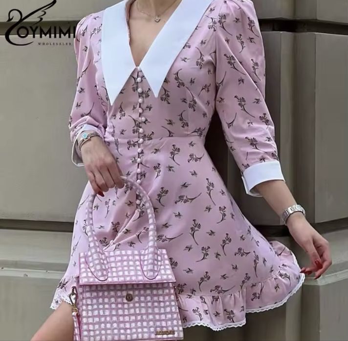 Платье с белым воротником розовое