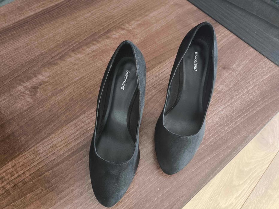 Czarne damskie eleganckie buty na obcasie GRACELAND - skóra eco roz 39