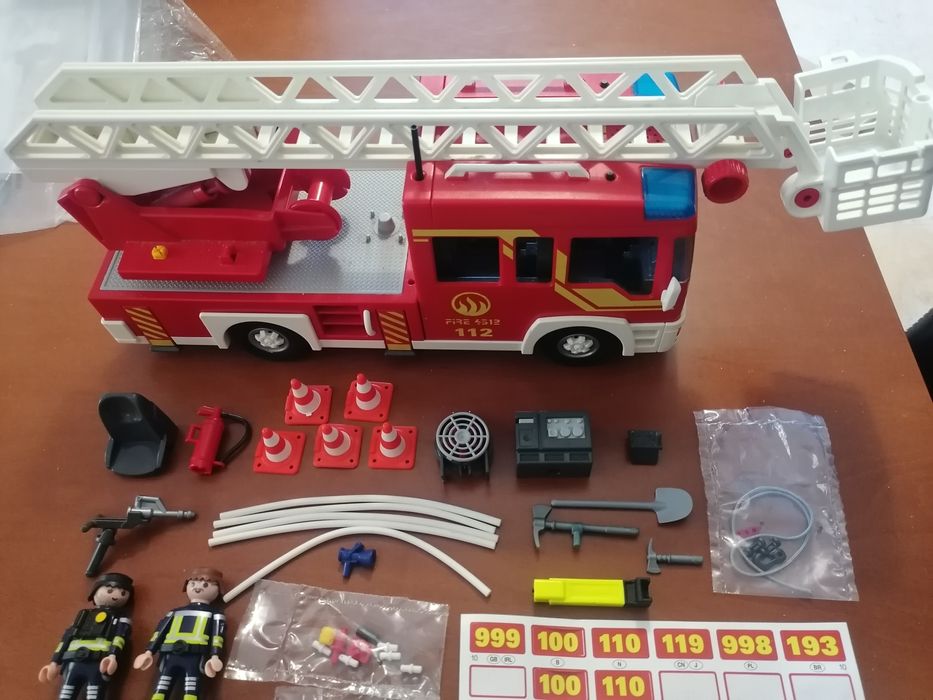 Playmobil set 5362 - Camião dos Bombeiros